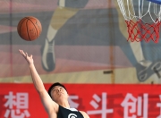 九游娱乐app信誉好-篮球赛场上一场精彩绝伦的对决