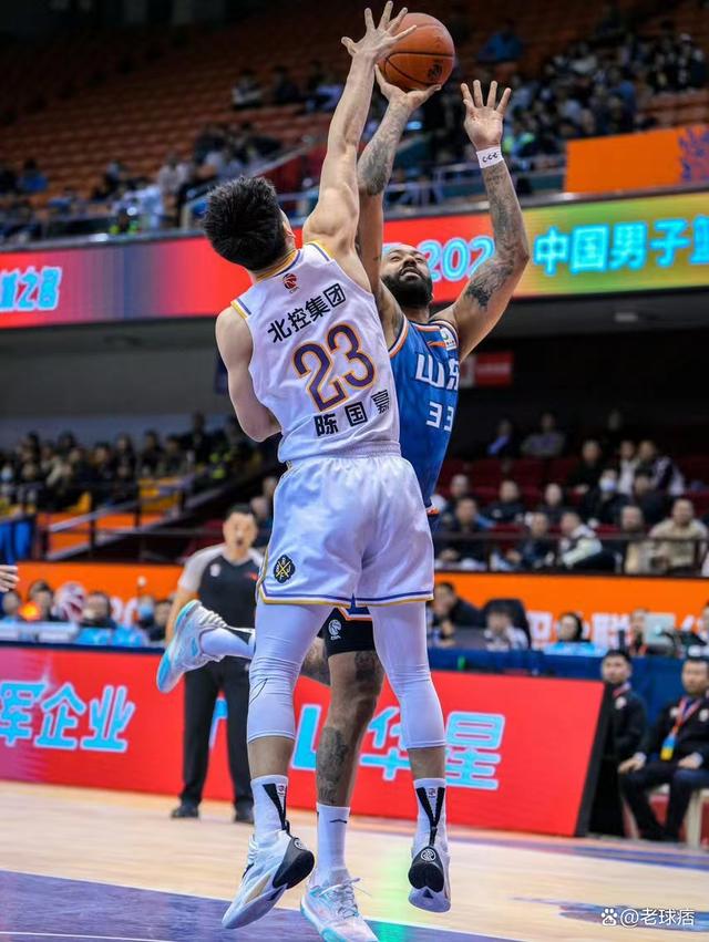 争议不断，CBA联赛引发热议